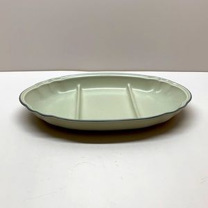 Vintage Pfaltzgraff Yorktowne divided 3 section relish serving dish stoneware